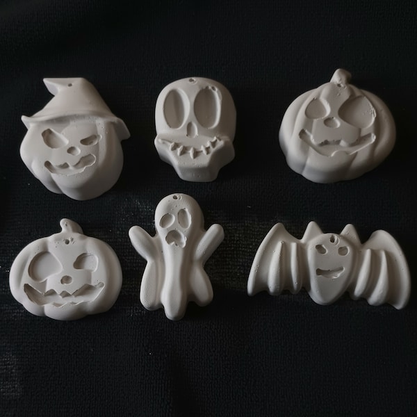 Halloween Decor Ornaments - Ready to paint Plaster - Set of 6 - Year-round holiday tree