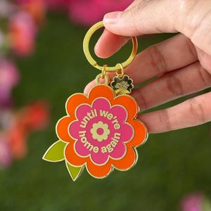 Daily Islamic Quran Quote Reminder Gold Plated Brass Hard Enamel Keychain Purse Charm Gift for Muslim Kids and Women