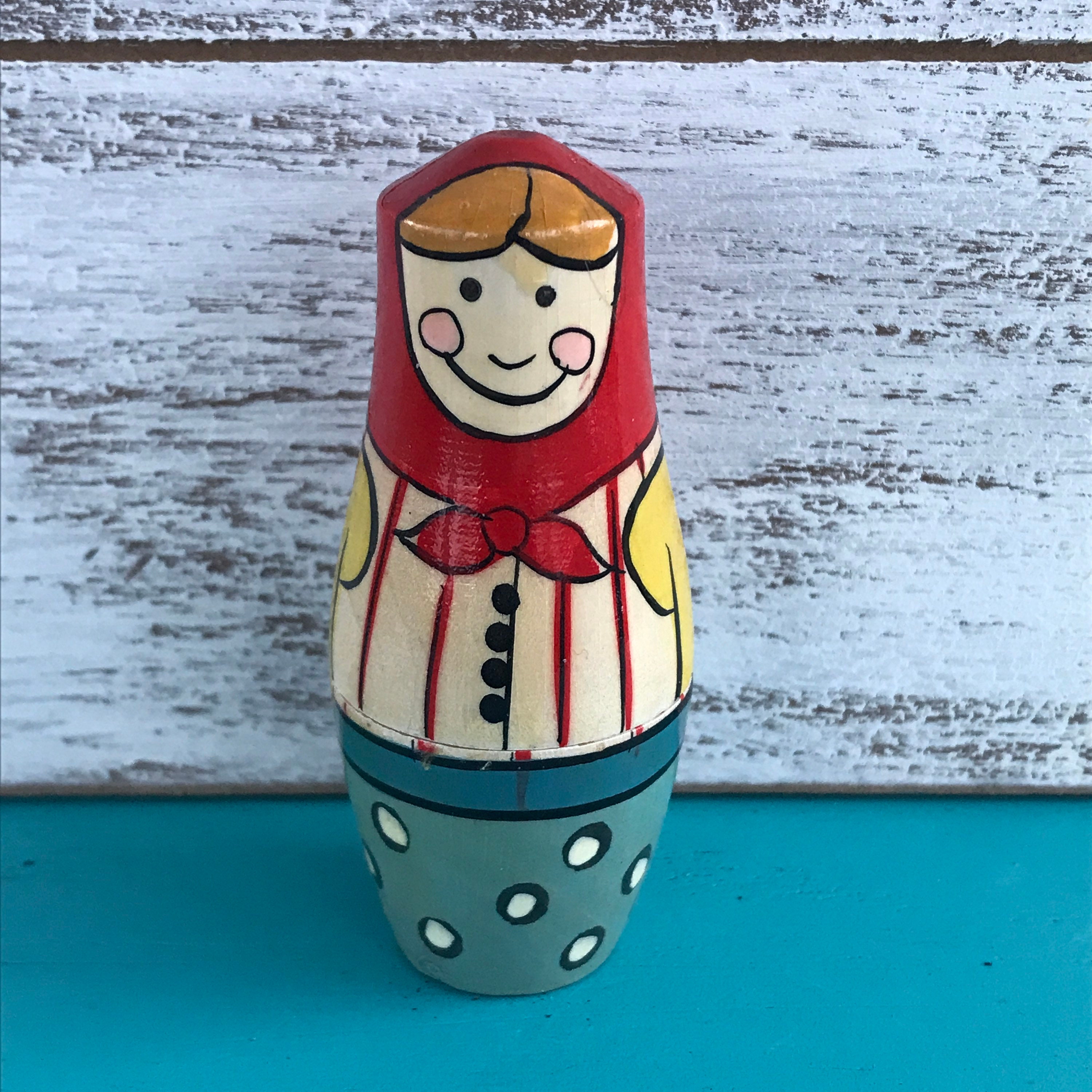 Adorable vintage wooden nesting dolls Etsy