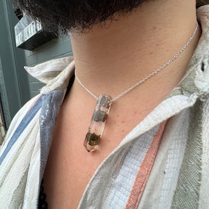 Specialdesignat: Nuglace *halsband tillverkat med riktiga marijuana*
