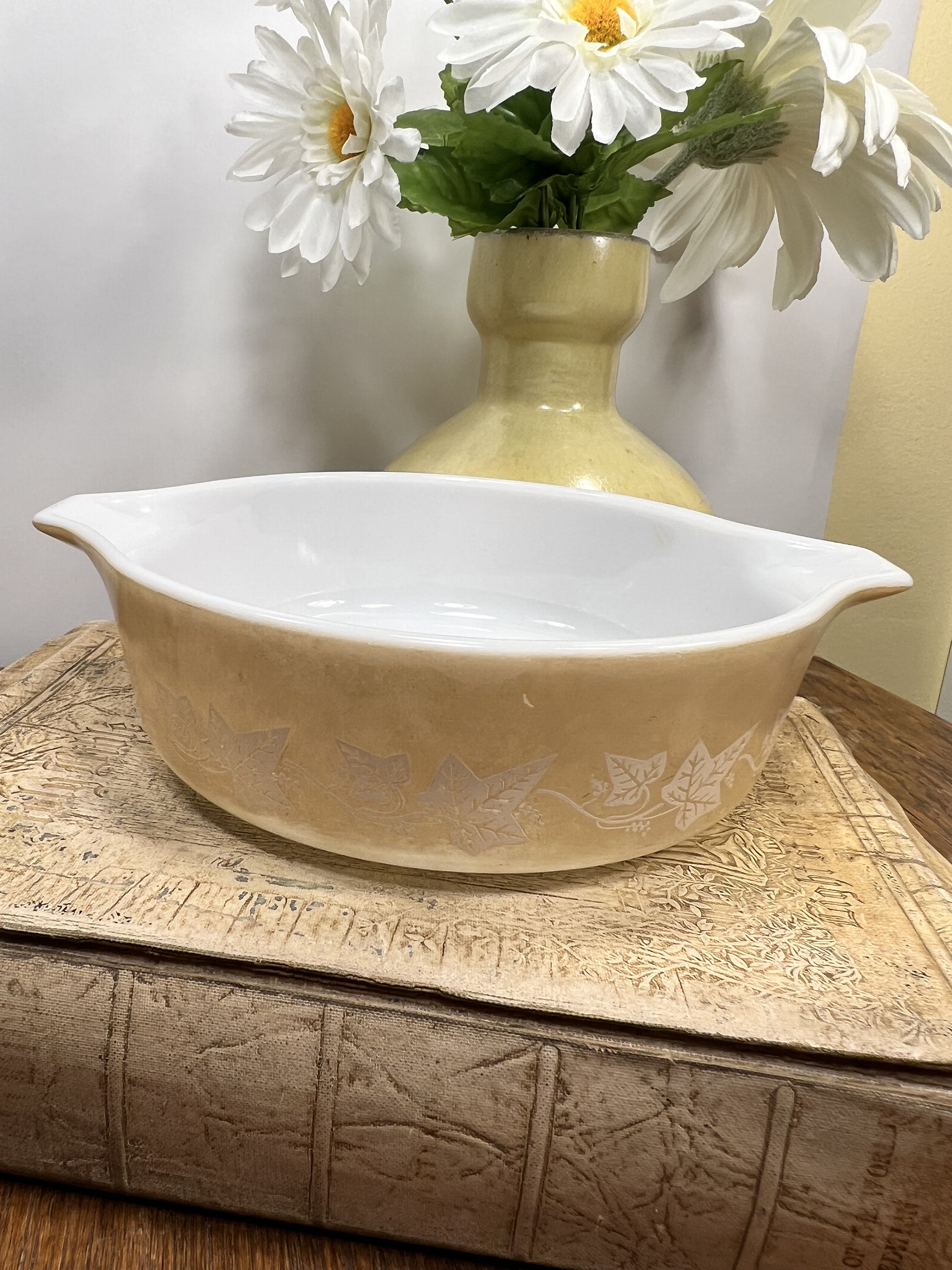 Pyrex Tan Square Vintage 1960s Pyrex Sandalwood Tan Brown Ivy Small Oval Bake Casserole ...