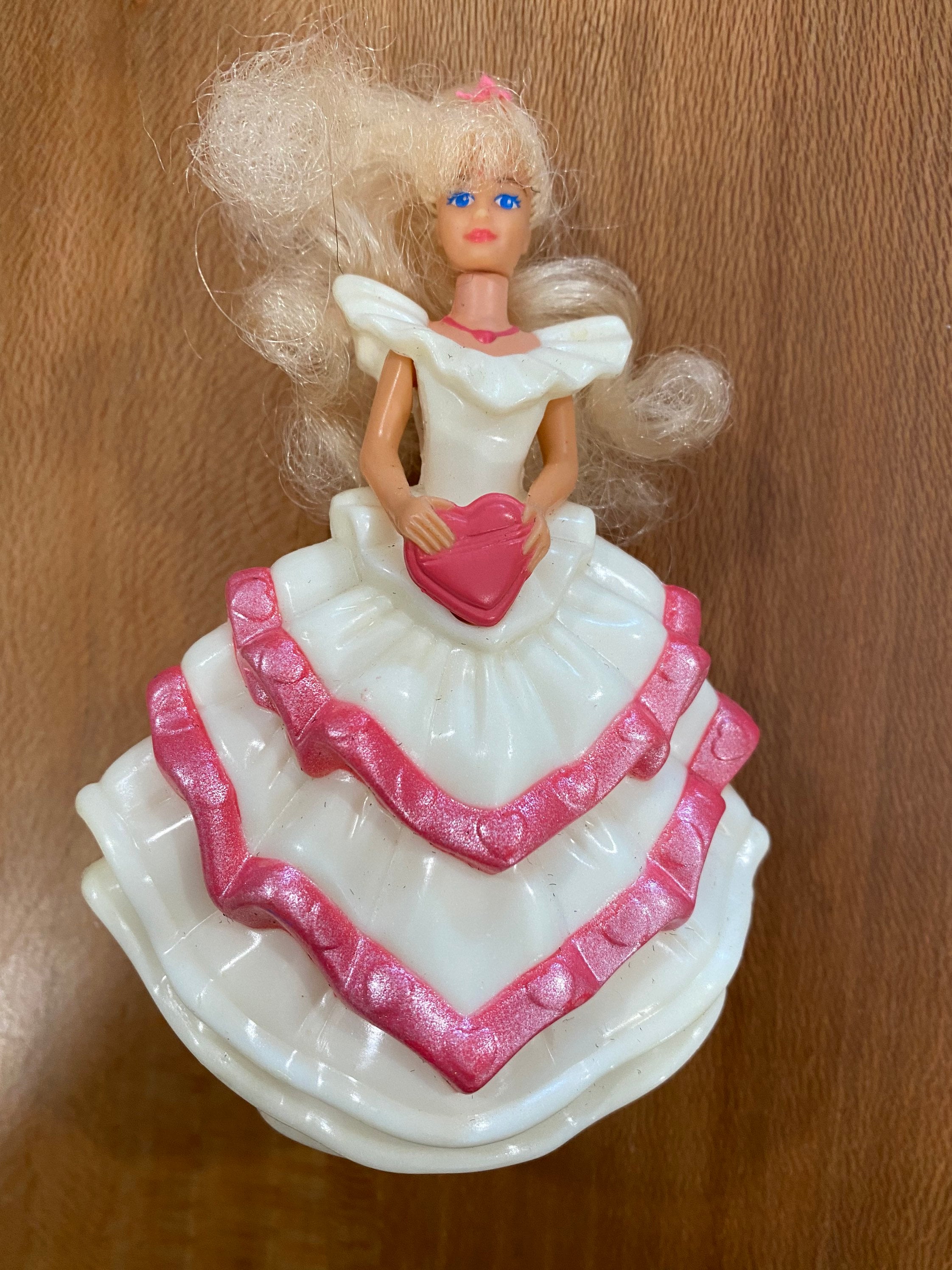 Barbie Bridal Shower Cake - CakeCentral.com