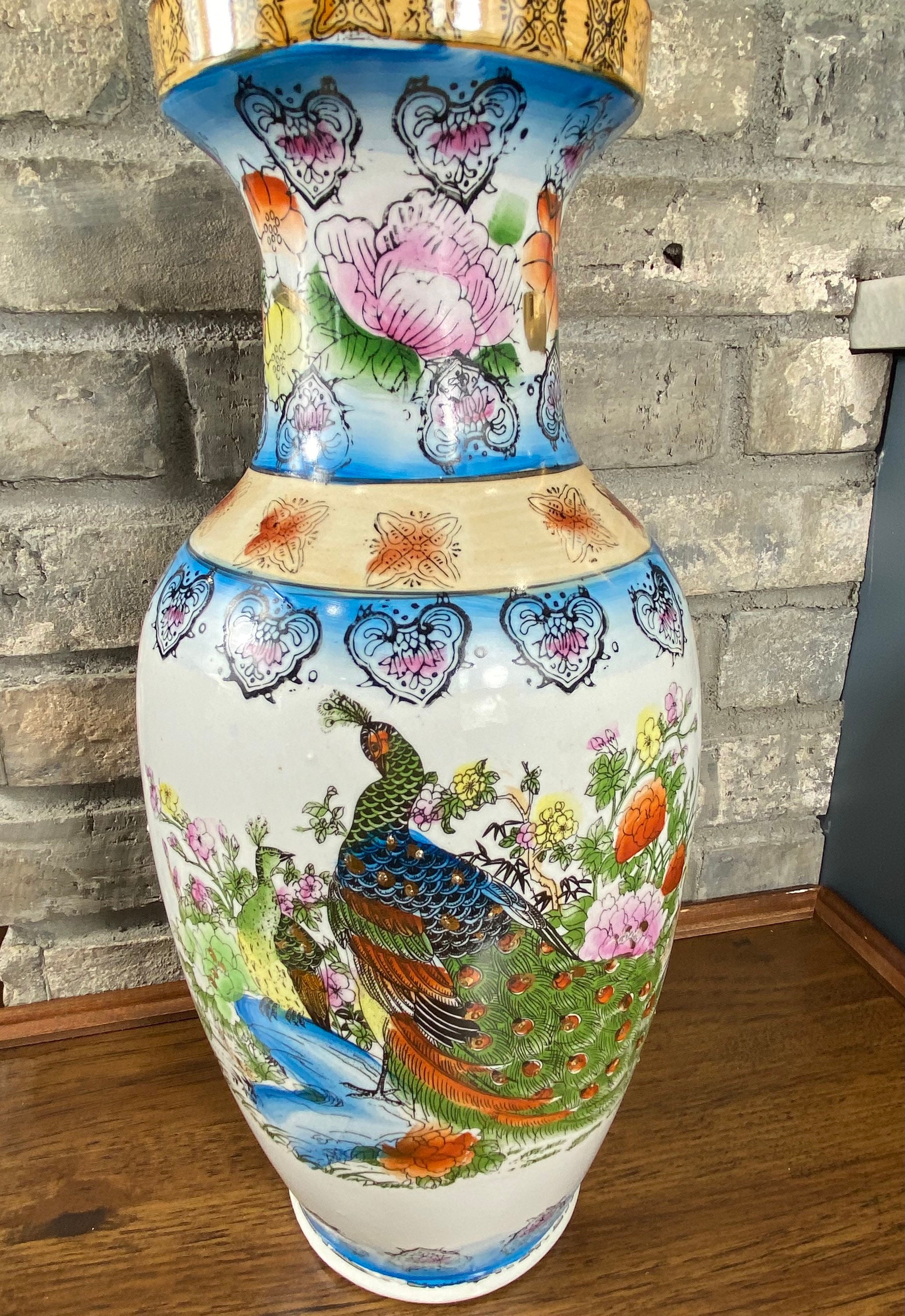 孔雀と花の装飾陶磁器花瓶 Chinese peacock vase - Etsy 日本
