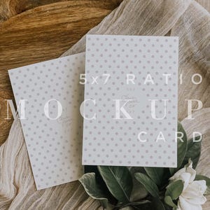 Maquette de faire-part de mariage romantique, carte papier recto-verso 5 x 7, Boho mock Up, maquette minimale, pose à plat, téléchargement numérique, objet intelligent 019