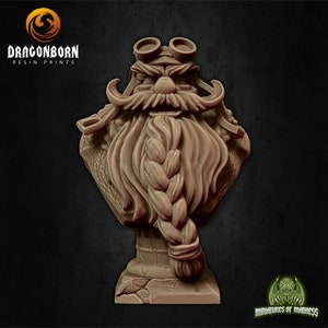 Aviator Bust - Miniatures of Madness  - Dwarf - Dwarves
