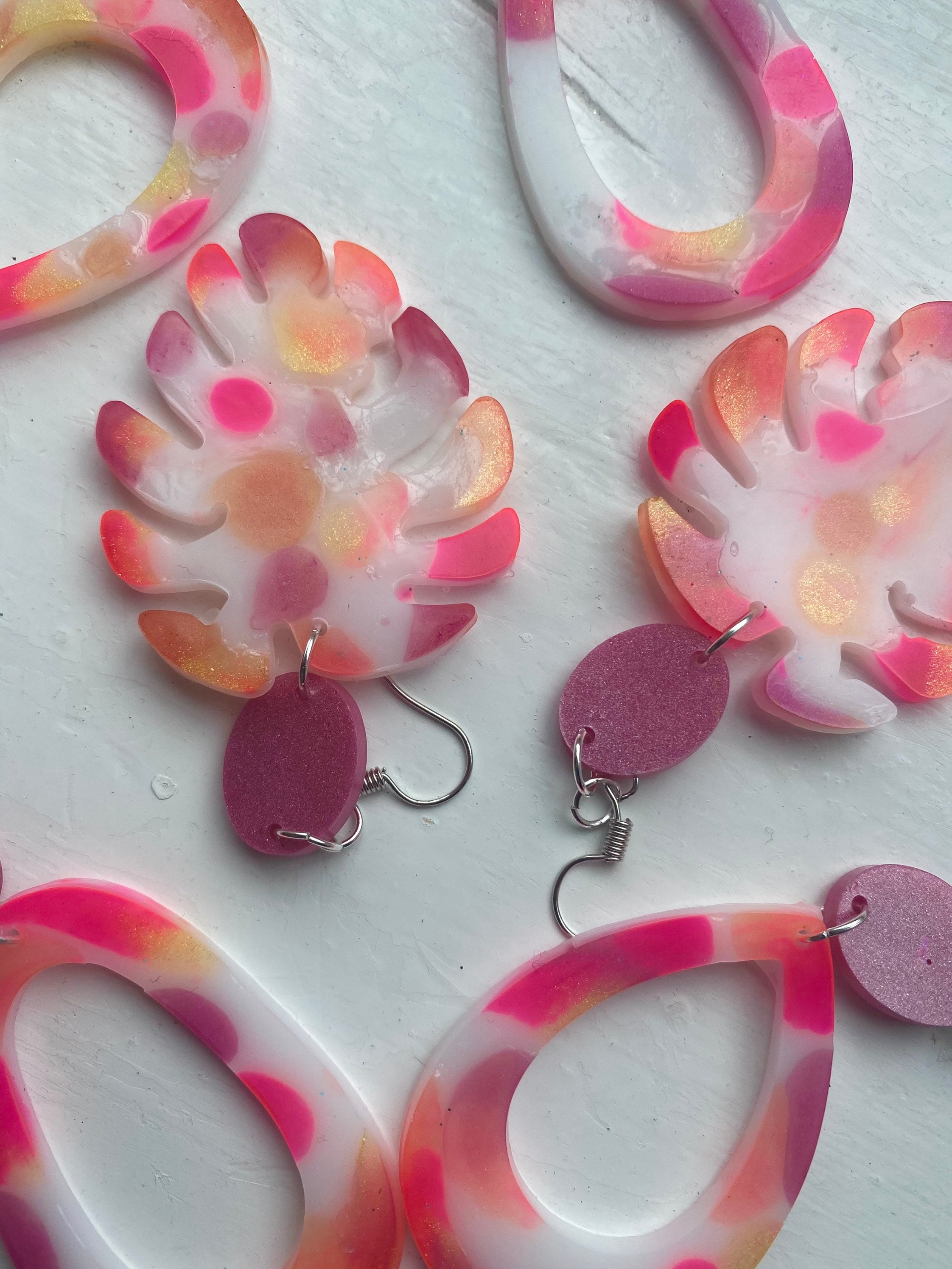 Epoxy resin statement earrings white and pink/orange design Etsy