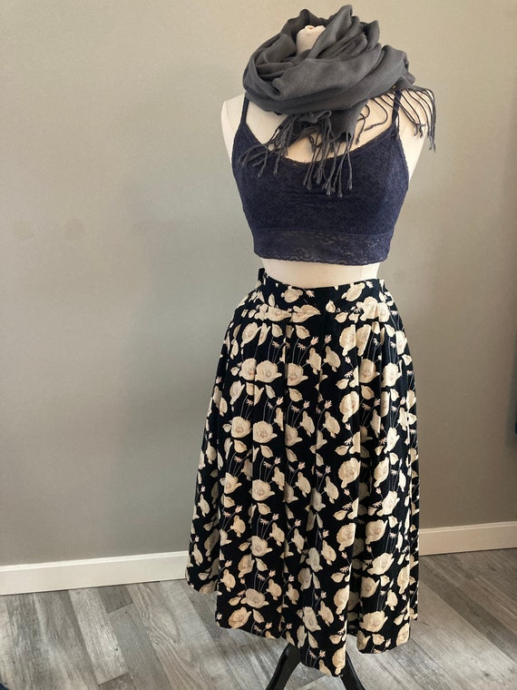 Pleated Floral Skirt - image 4
