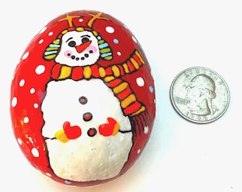 Christmas Spirit Art Stone, Painted Stone, Small Holiday Surprise