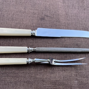 Vintage 3 piece carving set
