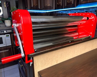 manual croissant sheeter