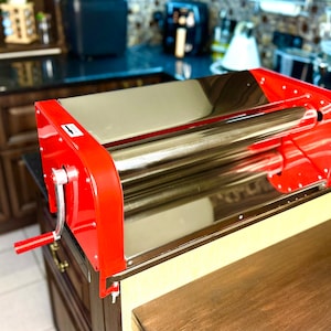 manual croissant sheeter