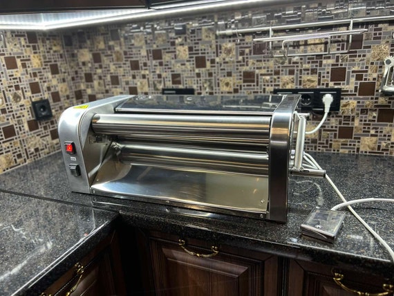 Dough Sheeter Electric for Home Use and Cafe Dough Roller 