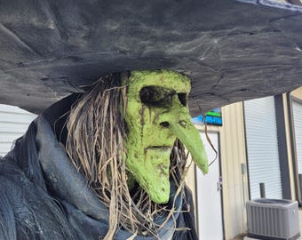 Salem Witch Full Sized 10 Foot Tall Figure Prop Statue Museum