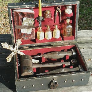 Vampire Hunter Killing Kit in Antique Wooden Chest – Gothic Prop with Stakes, Mallet, Crucifix & More | Handcrafted Collectible
