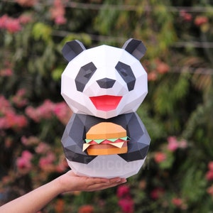 Panda with burger 3d paper craft SVG and PDF, low poly 3d paper craft panda DIY origami decoration pepakura