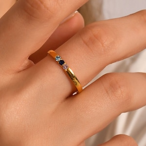 14K Gold Family Birthstone Ring Women | Custom Ring for Mom | Personalized Ring | Dainty Stacking Multi Stone Ring 8K 14K 18K Solid Gold