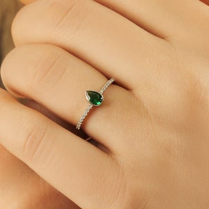 Emerald Engagement Gold Ring, Diamond in 14k Gold Ring, Emerald Ring, Dainty Ring, Rings for Women, May Birthstone Ring, Handmade Jewelry