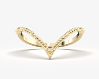 14K Solid Gold Chevron Ring, V Shape Minimalist Wedding Band