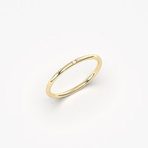 8K Solid Gold Single Diamond Ring, Minimalist Delicate Stackable Band Bild 12