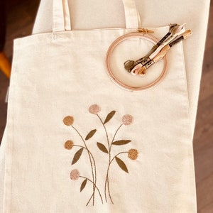 Beginner Embroidery Kit, Tote Bag Embroidery Kit, Embroidery Kit, Flower Embroidery, My First Embroidery Kit image 6