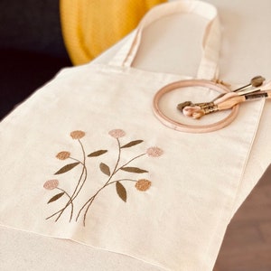 Beginner Embroidery Kit, Tote Bag Embroidery Kit, Embroidery Kit, Flower Embroidery, My First Embroidery Kit image 5