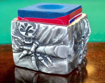 Cuedusters Chalk Wanne Quadrat Wicked Cuel 2.5OZ Zinn Billard Kreidehalter Mit Kreide