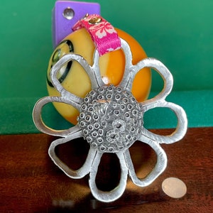 Cuedusters Billiards Flower Power 8 Pewter Chalk Holder With Chalk