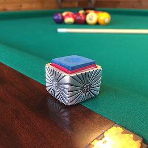 Cuedusters Chalk Retro 8 Pewter Billiards Chalk Holder With Chalk