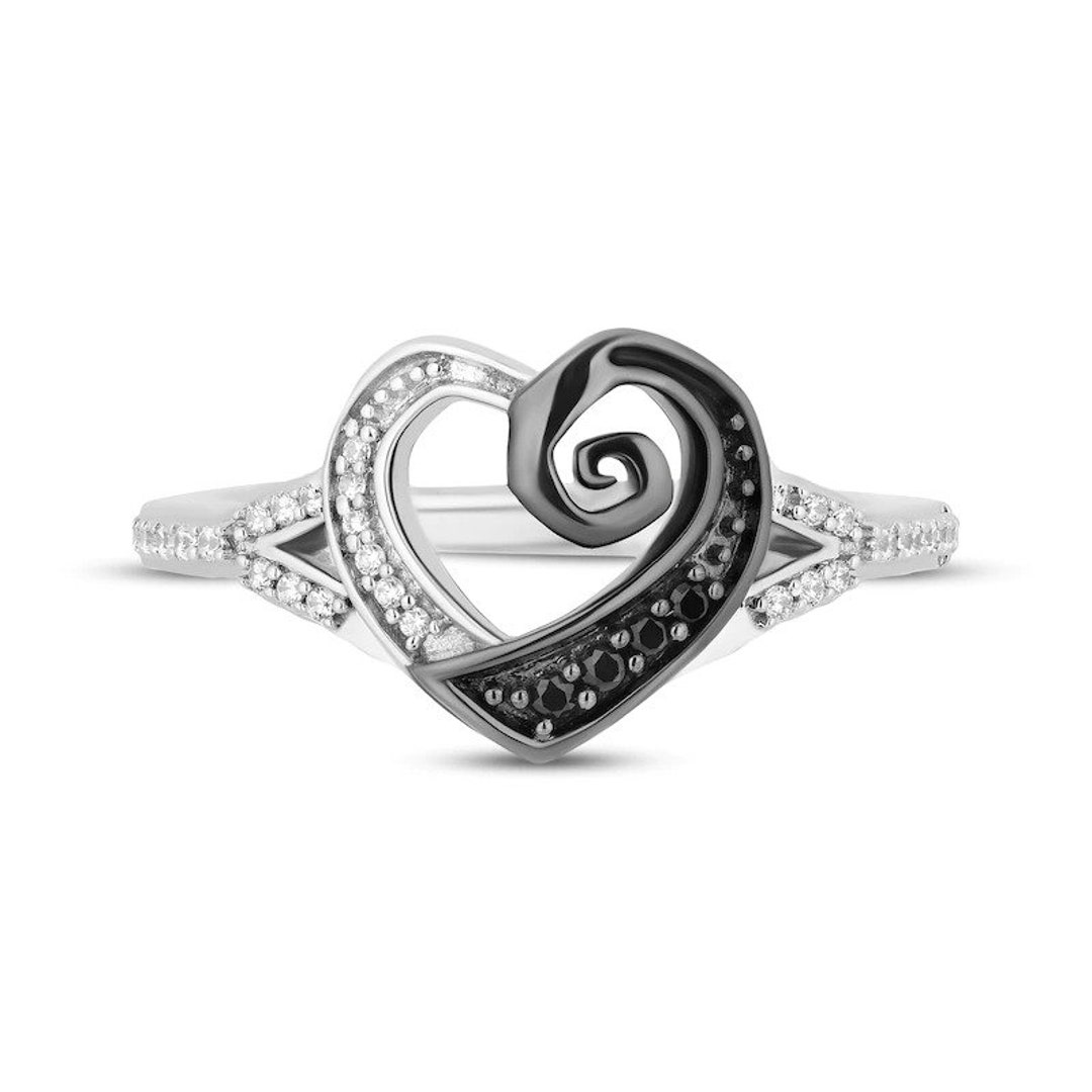 New Disney Treasures the Nightmare Before Christmas Ring 1/8 CT Round