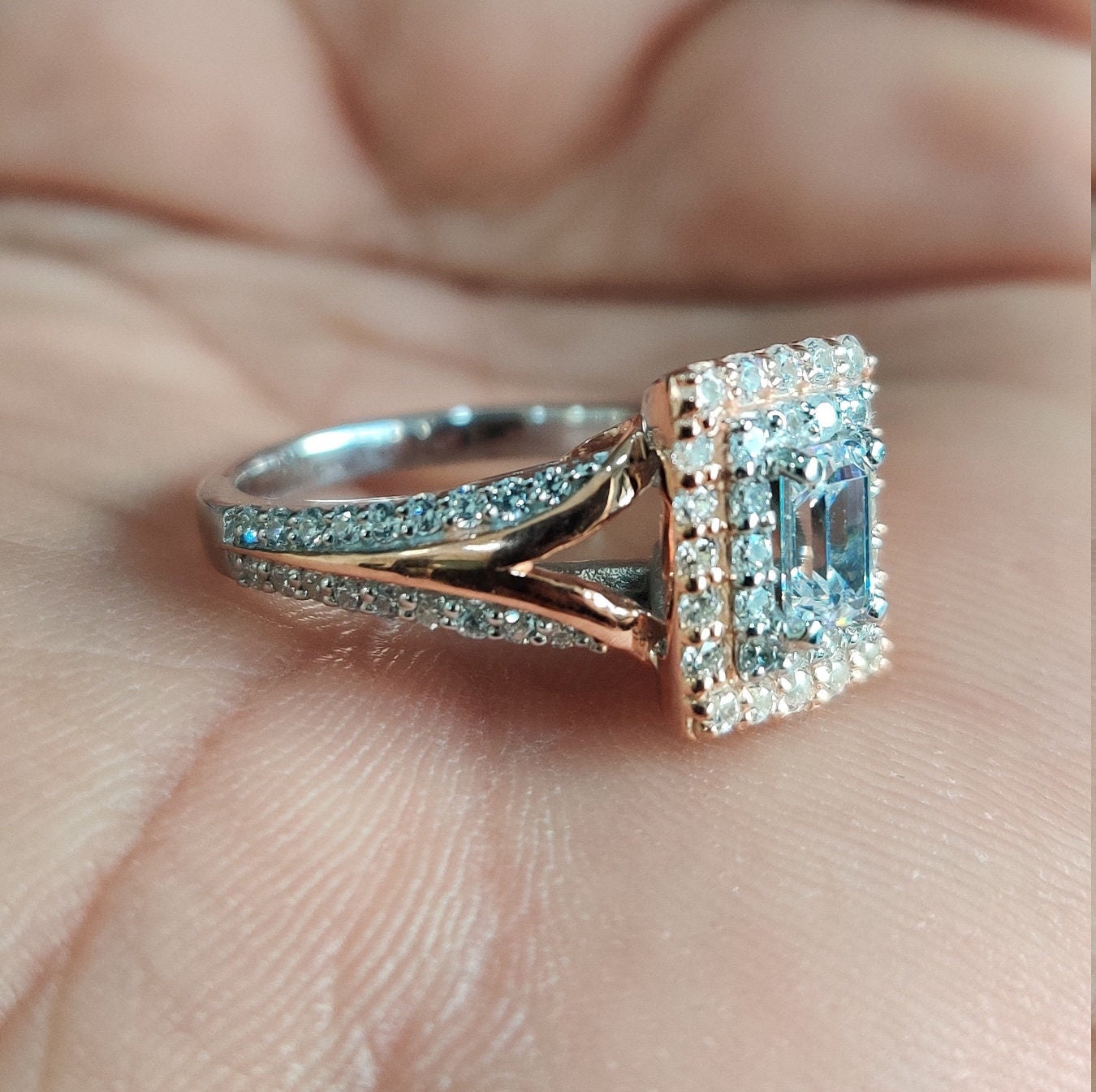 Vera Wang LOVE Collection Ring 1 CT. T.W. Emerald cut Diamond