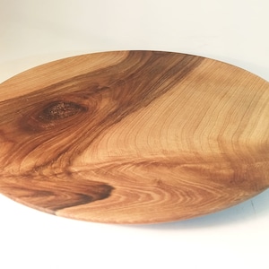 L’assiette polyvalente en bois de Noyer Plat en bois alimentaire