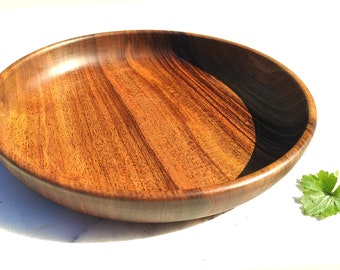 Deep plate in walnut wood Food and ecological tableware