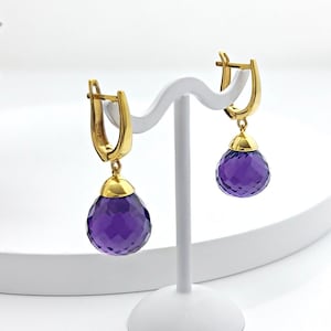 Silberne Amethyst-Tropfenohrringe, Amethyst-Ohrringe, Teardrop Perfect Faceted Purple Natural Briolette Cut Gemstone, Amethyst Stein