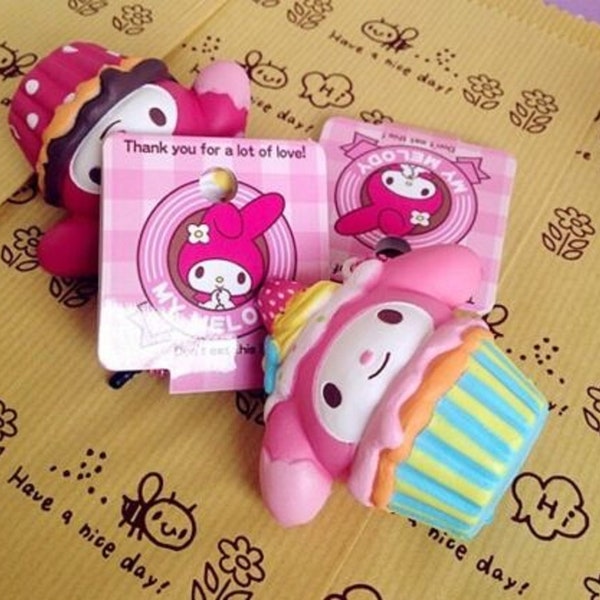 RARE* My Melody PINK strawberry Cupcake Squishy Charms Cellphone Straps with Tag 1 pc