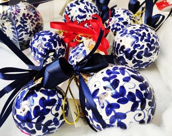 Hand Painted Elegant Christmas Baubles | Christmas gift for her |  Made in Italy