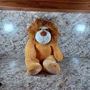 Vintage Plush Brown Lion, New Old Stock, Never Used, Gift for Her, Gift for Him, Bo-Ho, Vintage collectible,Vintage Plush Lion, Shabby Chic