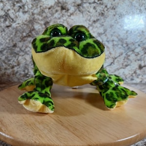 Webkinz Bull Frog, HM114, New with Code, Plush Animal, New Old Stock, Never Used, Gift for Her, Gift for Him, Bo-Ho, Vintage collectible