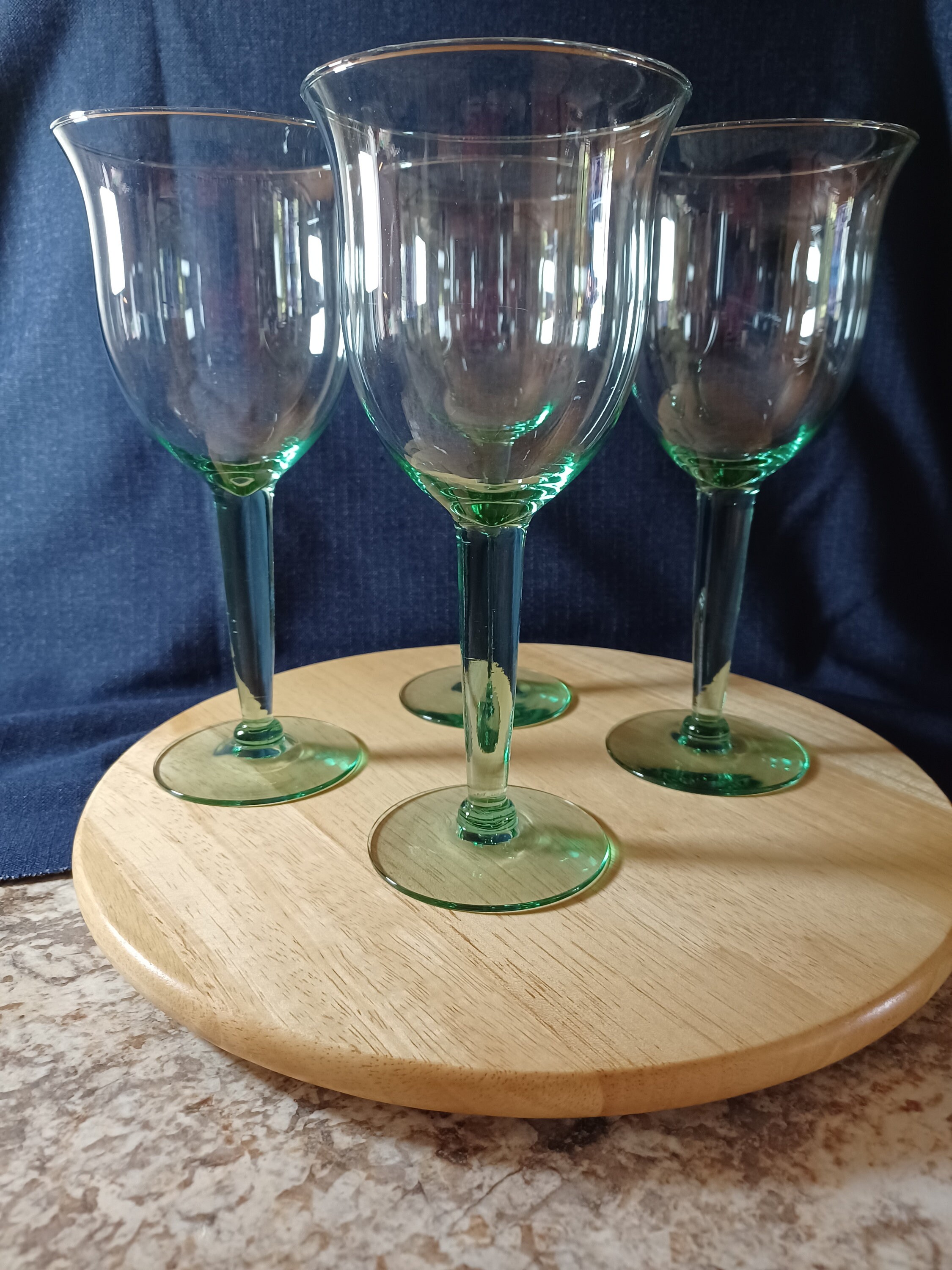 Hand Blown Tall Thick Stem Wine Glasses, Set of 4,green Hurricane Glass
