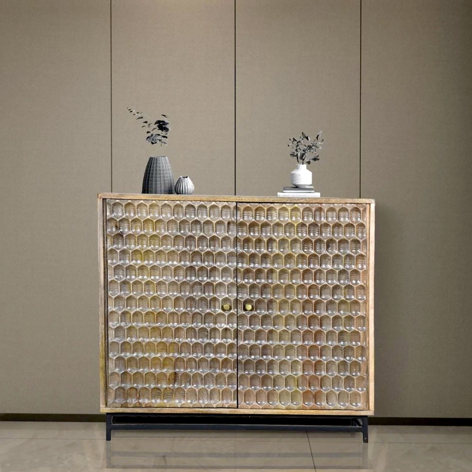 Gabinete de almacenamiento delantero de panal rústico Masego / | Etsy