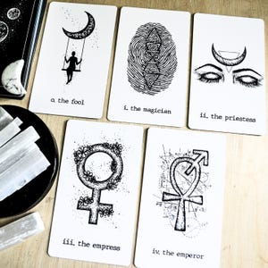 Tarot Deck Unique, Major Arcana Tarot Deck Box, Indie Tarot Deck With Guidebook, Tarot Cards For Beginners, Tarot Gifts, Tarot No AI