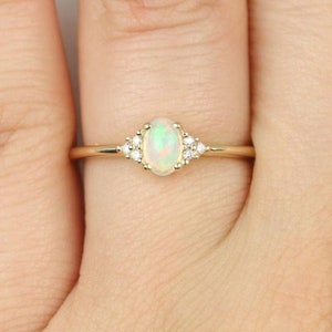 Ethiopian Opal Ring Vintage - Antique Opal Ring - Sterling Silver Opal Ring - Opal Ring Gold - Opal Ring - Stackable Opal Ring