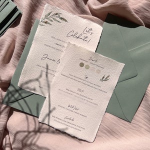 Groen katoenen uitnodiging I met bladgouddecoratie I Bruiloft, Save the Date, huwelijksceremonie