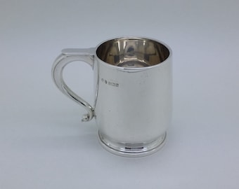 Elizabeth II 1963 Small Sterling Silver Christening Cup 1/5th Pint Mug Hallmarked Birmingham