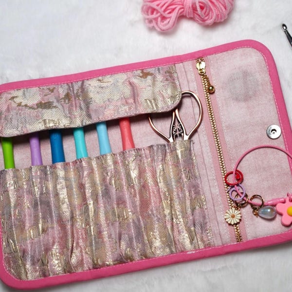 Pink Gold Jacquard Crochet Hook Roll – 3D Floral Brocade Organizer with Pearl Button