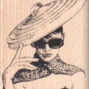 Tampa Lady Rubber Stamp 2 1/4 x 2 3/4 (997/318K.85) Lady com tampa de lata de lixo na cabeça Carimbo de borracha