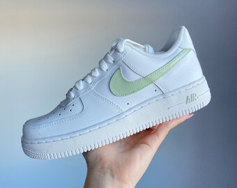Mint nike shoe | Etsy België