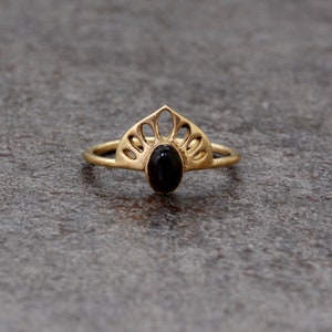 Anello in ottone con pietra preziosa di onice nero, anello fatto a mano, splendido anello, anello da donna, anello importante, anello unico, anello personalizzato, anello boho