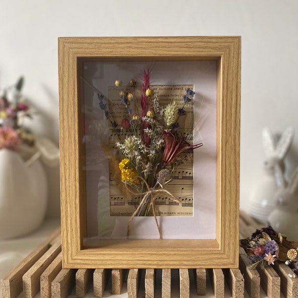 Picture frame, boho, dried flowers, flowers, boholiving, decoration, wall decoration, handmade, 16 x 18 cm, gift idea, birthday, moving, wedding