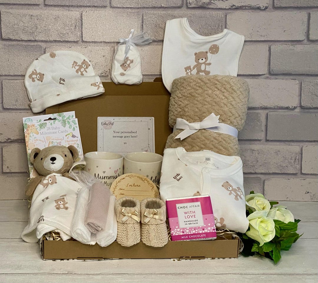 Teddy Bear Unisex Baby Gift Hamper | Newborn Outfit, Teddy Comforter ...