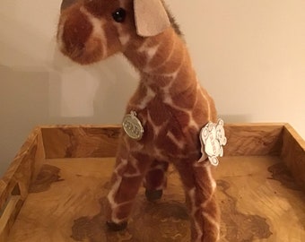 Vintage Gund Plush Collectible Giraffe from 1986 “STILTS”